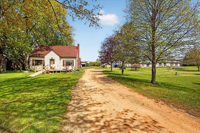 261 19 Mile Road, Cedar Springs, MI 49319