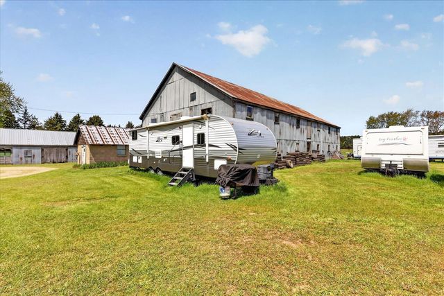 261 19 Mile Road, Cedar Springs, MI 49319
