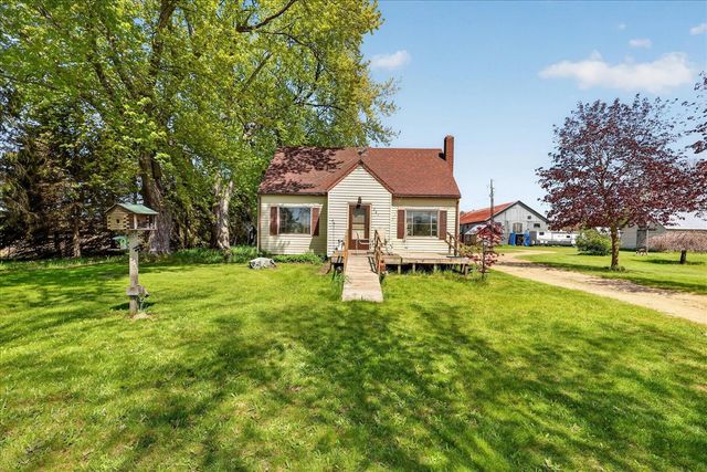 261 19 Mile Road, Cedar Springs, MI 49319