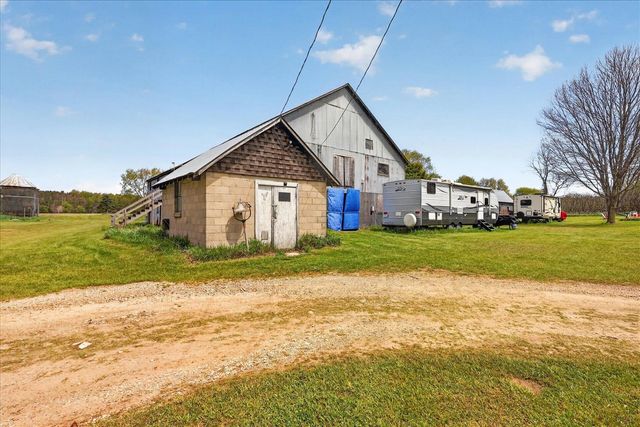 261 19 Mile Road, Cedar Springs, MI 49319