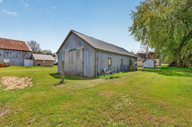 261 19 Mile Road, Cedar Springs, MI 49319