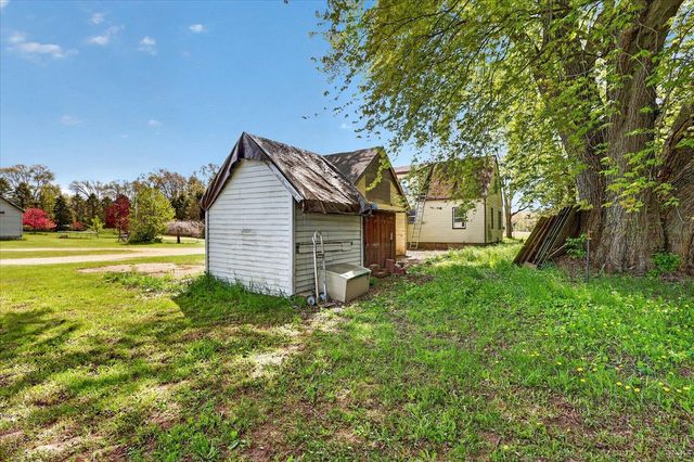 261 19 Mile Road, Cedar Springs, MI 49319