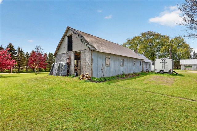 261 19 Mile Road, Cedar Springs, MI 49319