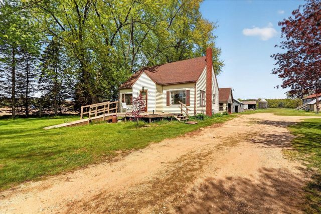 261 19 Mile Road, Cedar Springs, MI 49319