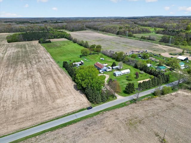 261 19 Mile Road, Cedar Springs, MI 49319