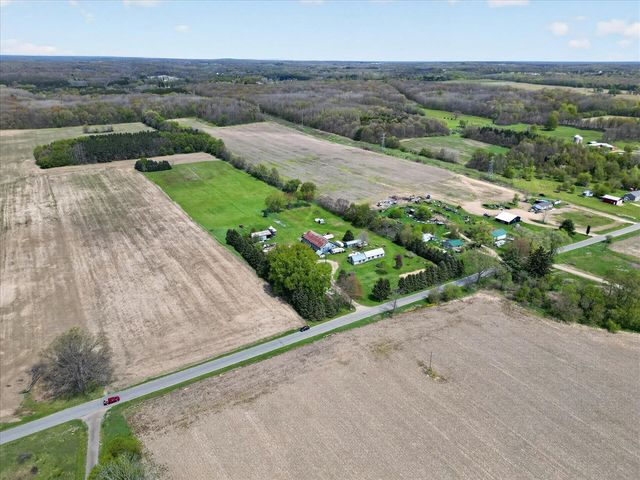 261 19 Mile Road, Cedar Springs, MI 49319
