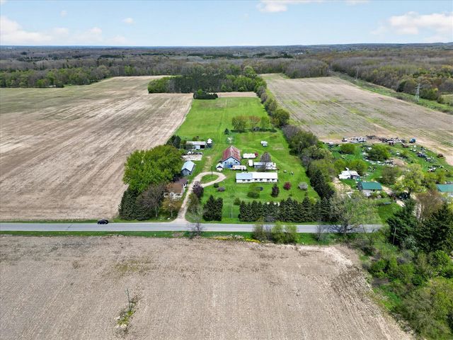 261 19 Mile Road, Cedar Springs, MI 49319