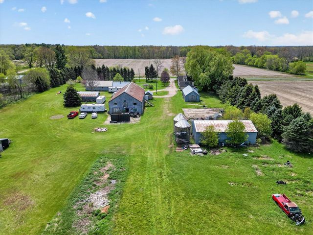 261 19 Mile Road, Cedar Springs, MI 49319