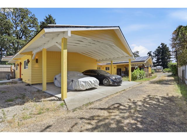 14305 Se RIVER Rd, Milwaukie, OR 97267