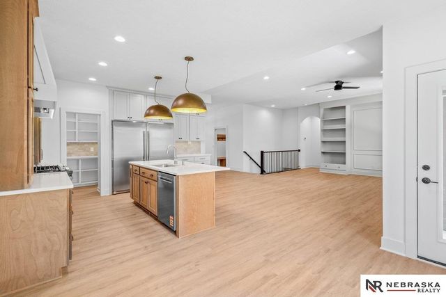 1031 S 88th Street, Lincoln, NE 68510