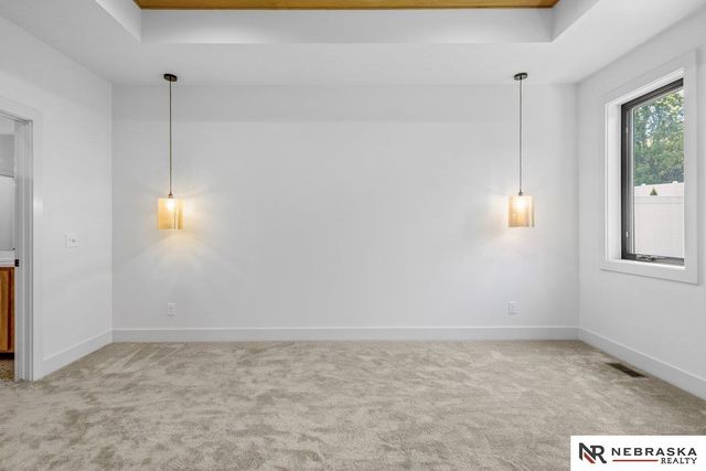 1031 S 88th Street, Lincoln, NE 68510