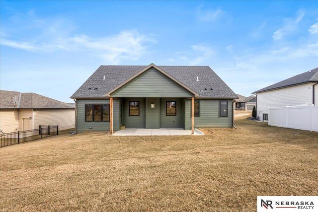 1031 S 88th Street, Lincoln, NE 68510