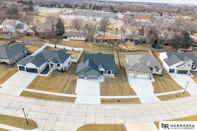 1031 S 88th Street, Lincoln, NE 68510