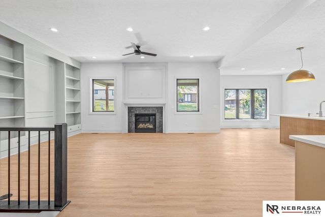 1031 S 88th Street, Lincoln, NE 68510