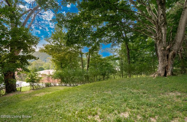 4453 Knob Creek Rd, Brooks, KY 40109