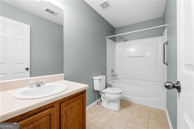 332 Oak Leaf Place, Acworth, GA 30102