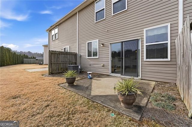 332 Oak Leaf Place, Acworth, GA 30102