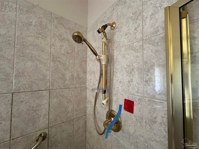 7934 Castle Pt Way, Pensacola, FL 32506