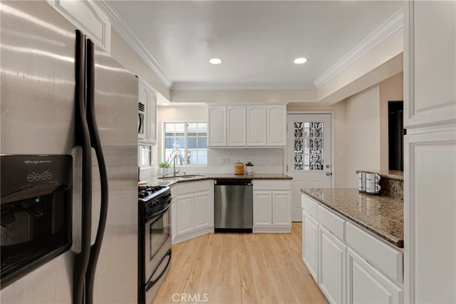 6127 Denny, North Hollywood, CA 91606