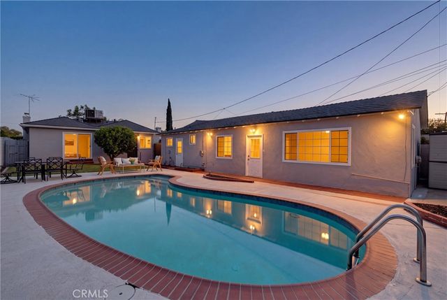6127 Denny, North Hollywood, CA 91606