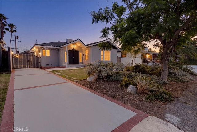 6127 Denny, North Hollywood, CA 91606