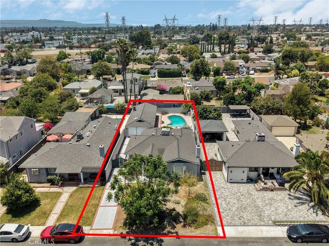 6127 Denny, North Hollywood, CA 91606