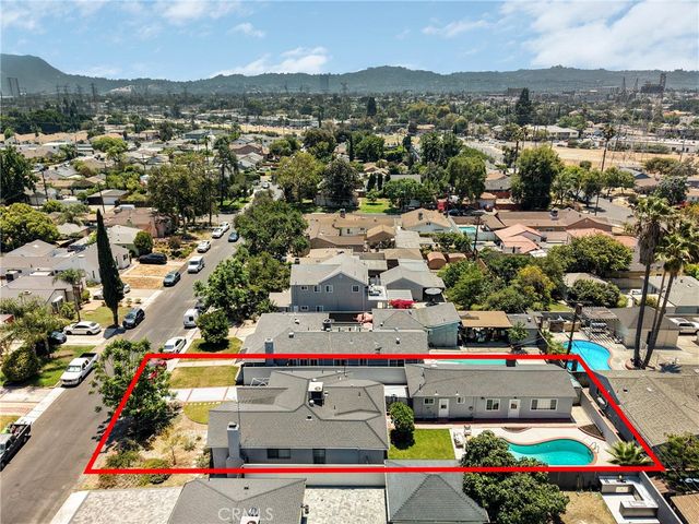 6127 Denny, North Hollywood, CA 91606