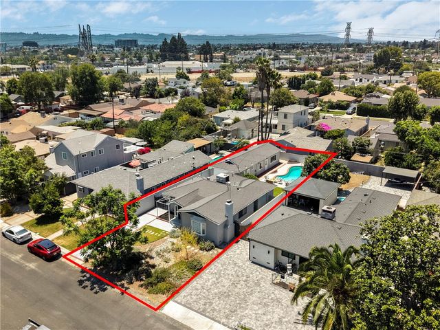 6127 Denny, North Hollywood, CA 91606