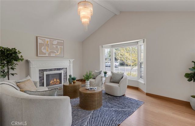 6127 Denny, North Hollywood, CA 91606