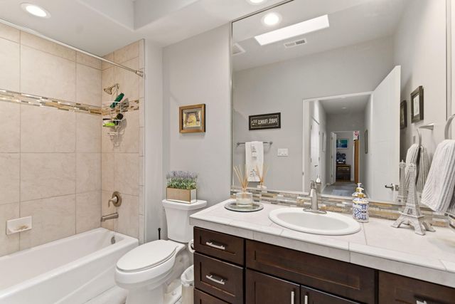 9503 Peak Vista Avenue NE, Albuquerque, NM 87122