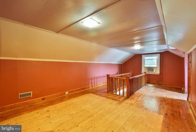 287 COLLEGE AVENUE, Chambersburg, PA 17201