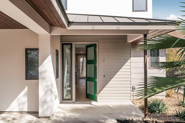 3612 Thompson ST 1, Austin, TX 78702