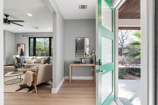 3612 Thompson ST 1, Austin, TX 78702