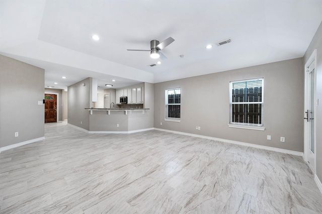 7308 Avenue R, Galveston, TX 77551