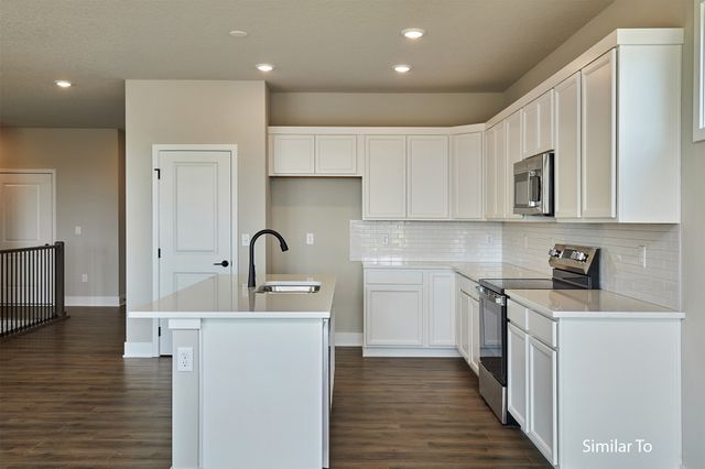 9632 Thorton Drive, Johnston, IA 50131