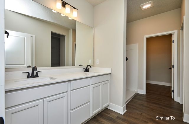 9632 Thorton Drive, Johnston, IA 50131