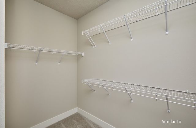 9632 Thorton Drive, Johnston, IA 50131