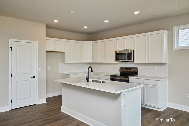 9632 Thorton Drive, Johnston, IA 50131