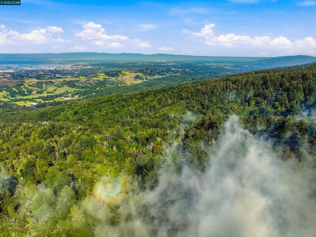 12450 Skyline Blvd, Redwood City, CA 94062