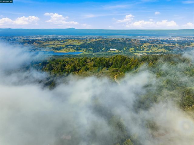 12450 Skyline Blvd, Redwood City, CA 94062