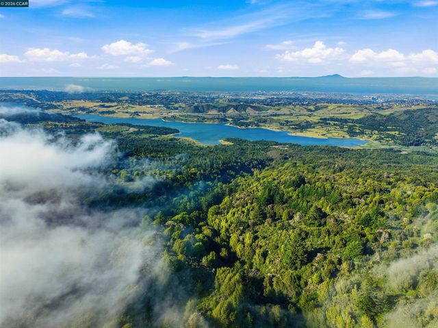 12450 Skyline Blvd, Redwood City, CA 94062