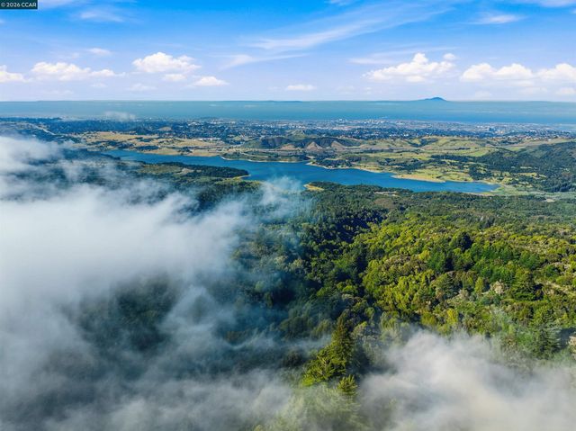 12450 Skyline Blvd, Redwood City, CA 94062