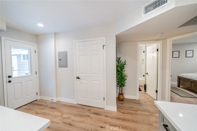 707 Rocky, Crestline, CA 92325