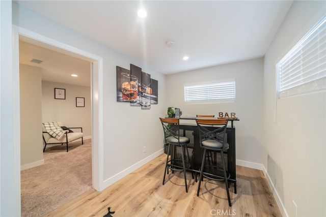 707 Rocky, Crestline, CA 92325