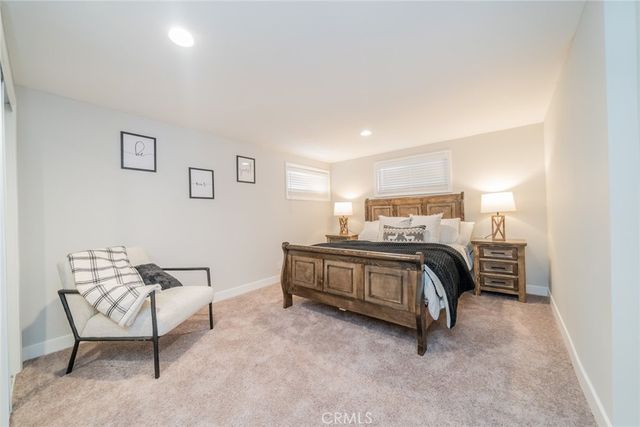 707 Rocky, Crestline, CA 92325