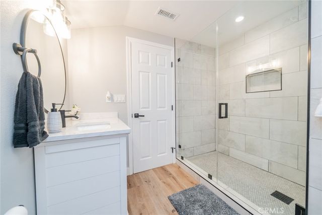 707 Rocky, Crestline, CA 92325