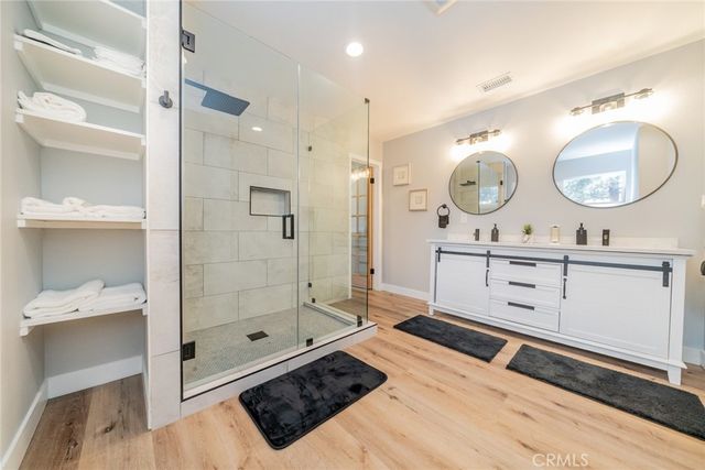 707 Rocky, Crestline, CA 92325