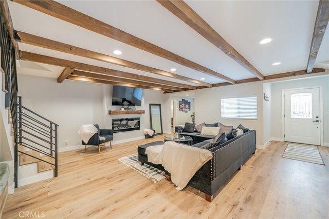 707 Rocky, Crestline, CA 92325