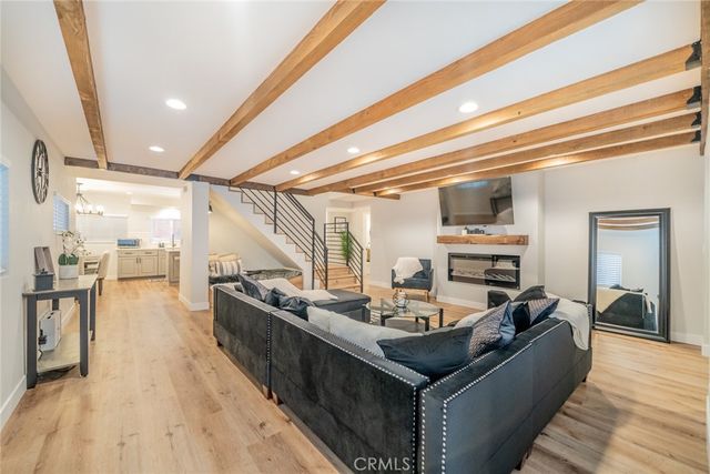 707 Rocky, Crestline, CA 92325