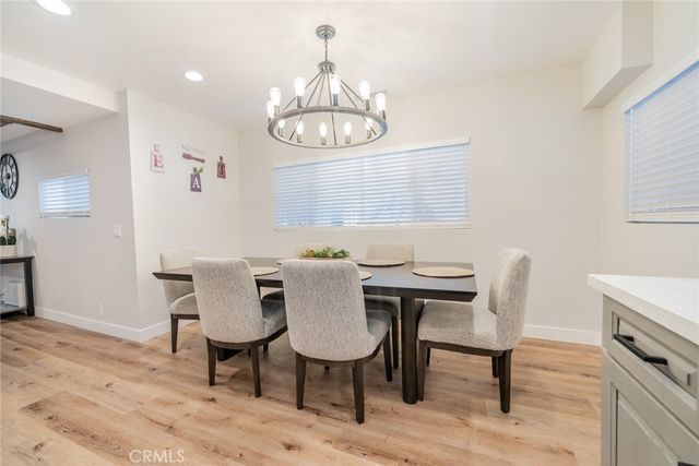 707 Rocky, Crestline, CA 92325